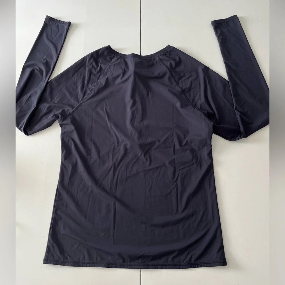 VINEYARD VINES | M | Rashguard/activewear | Navy - Picture 7 of 8